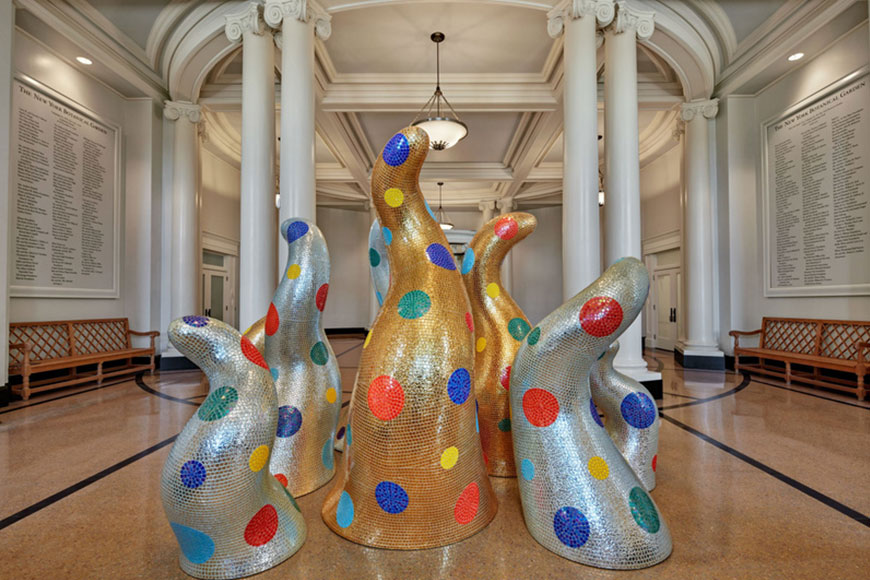 草間彌生戶外展覽《KUSAMA: COSMIC NATURE》