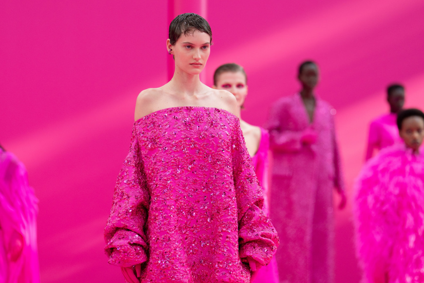 Valentino FW22 粉紅 妝