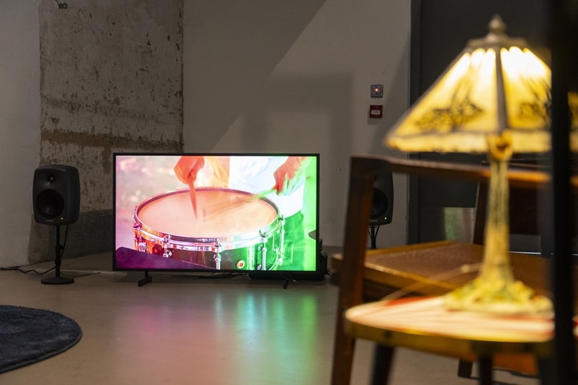 曲淵澈「織者何人衣者誰」